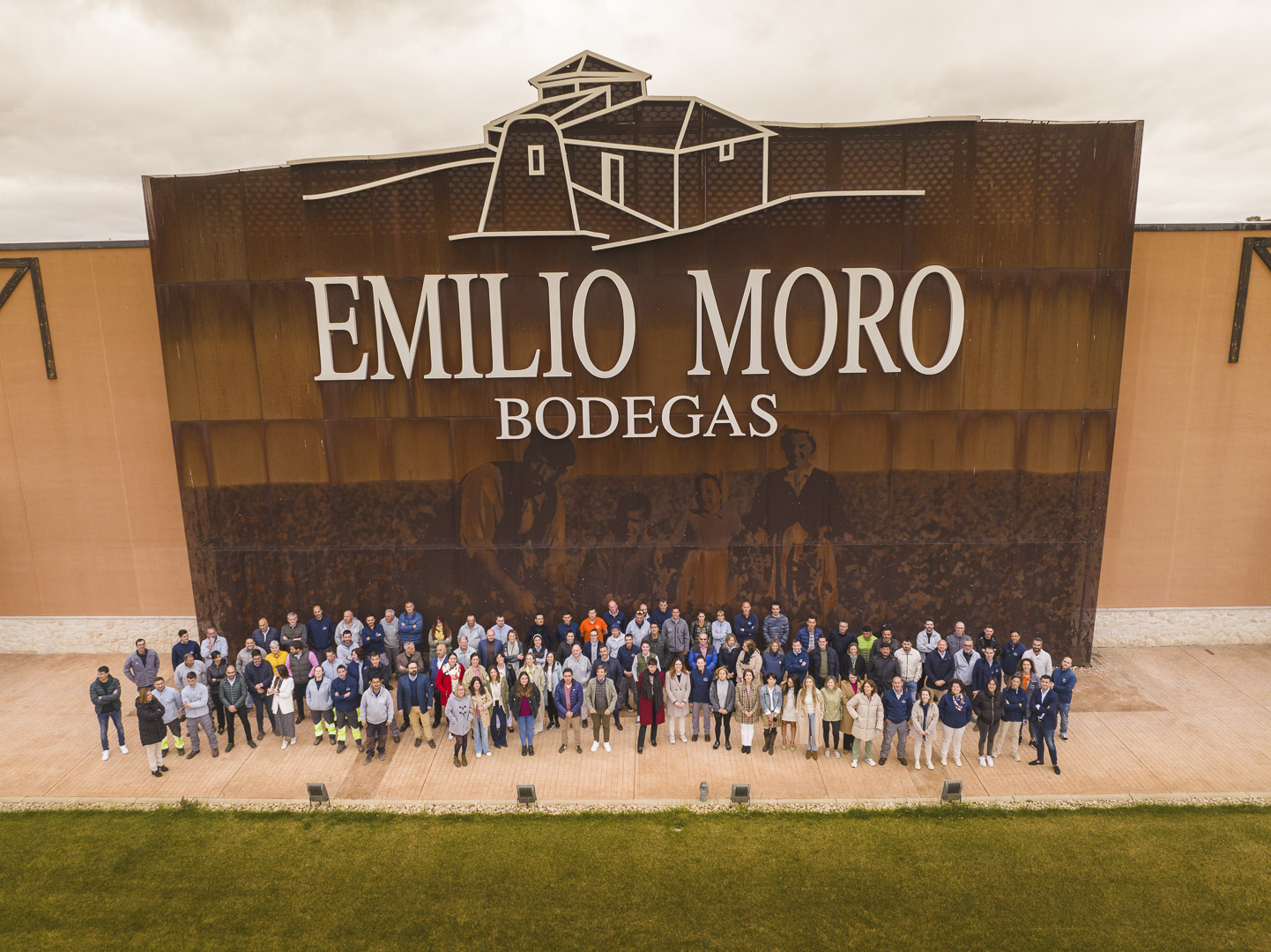 Bodegas Emilio Moro successfully consolidates its 2022 Strategic Plan, achieving an increase in revenue over the previous year.